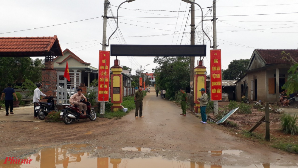 Lối vào Sở chỉ nguy tiên phương được bảo vêh nghiêm ngặt, cấm các phóng viên vào tác nghiệp các cuộc họp