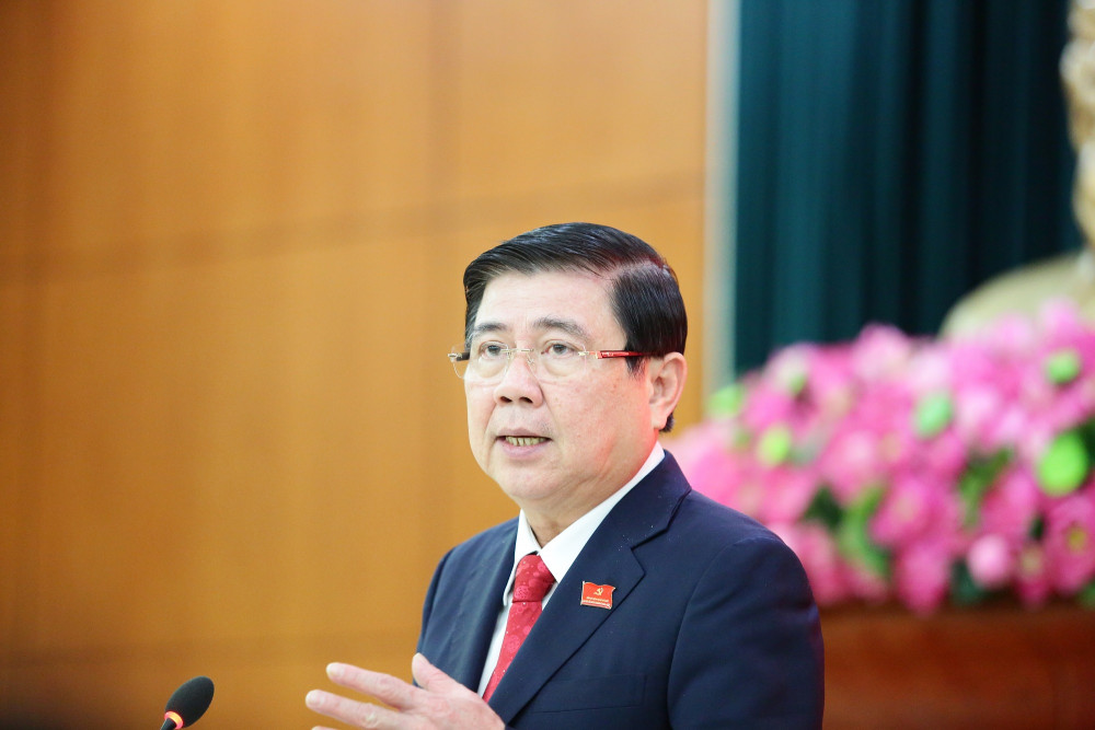 Chủ tịch UBND TPHCM Nguyễn Thành Phong thông tin về Thủ Thiêm và thành phố Thủ Đức tại cuộc họp báo, tổ chức ngay sau đại hội bế mạc
