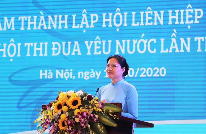 Bà Hà Thị Nga phát biểu tại buổi Lễ kỷ niệm 90 năm ngày thành lập Hội LHPN Việt Nam