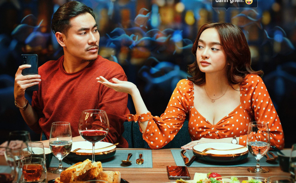 Kiều Minh Tuấn và Kaity Nguyễn đóng vai cặp tình nhân sắp cưới trên phim.