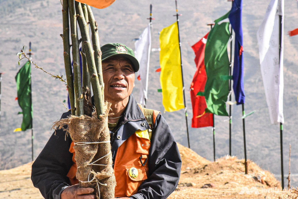  ông Phuntsho được ví như chiến binh cây tại Bhutan.