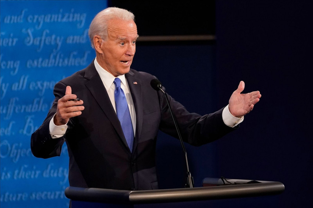 Ông Joe Biden hóa giải thành công những đòn tấn công từ đói thủ.