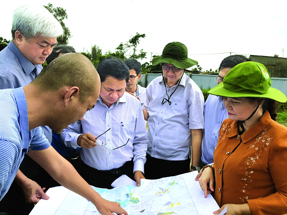 Nếu triển khai chính quyền đô thị, vai trò của Hội đồng nhân dân thành phố cùng các ban chuyên trách sẽ được đẩy mạnh. Tâm tư, nguyện vọng của người dân được giải quyết một cách nhanh chóng thay cho việc truyền tải từ cấp trung gian