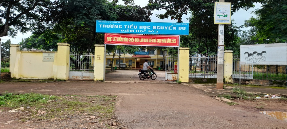 Trường Tiểu học Nguyễn Du - nơi xảy ra sự việc