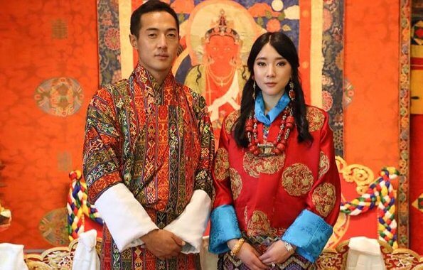 Công chúa Eeuphelma Choden Wangchuck cùng chồng Dasho Thinlay Norbu