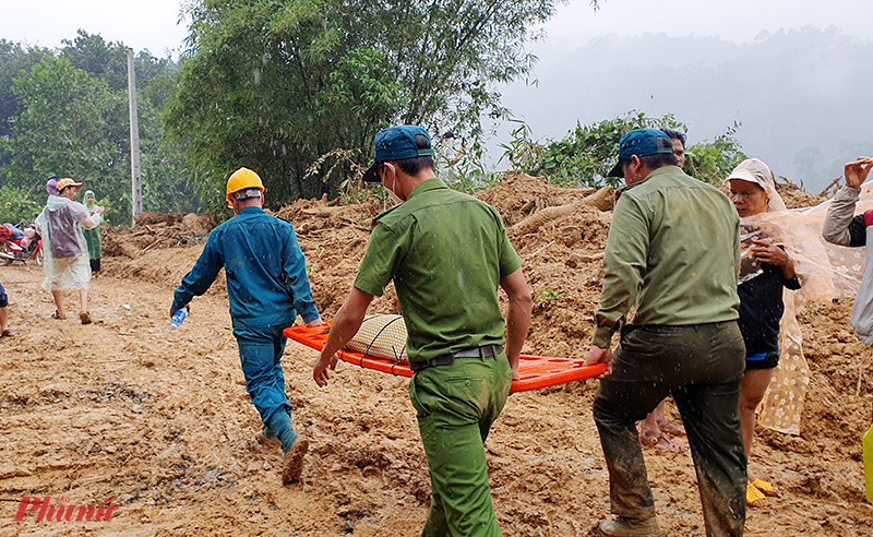 Thi thể một em bé được tìm thấy