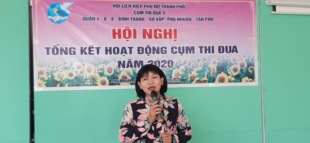 Bà Trần Thị Phương Hoa - Phó chủ tịch Hội LHPN TPHCM chỉ đạo tại hội nghị