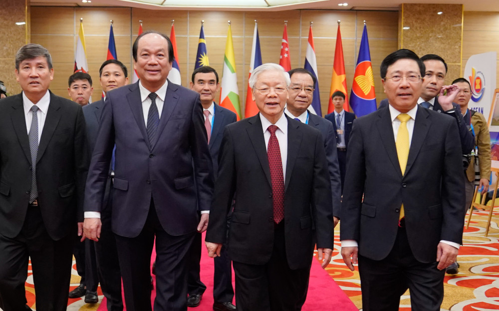 Tổng bí thư, Chủ tịch nước Nguyễn Phú trọng tham dự Hội nghị.