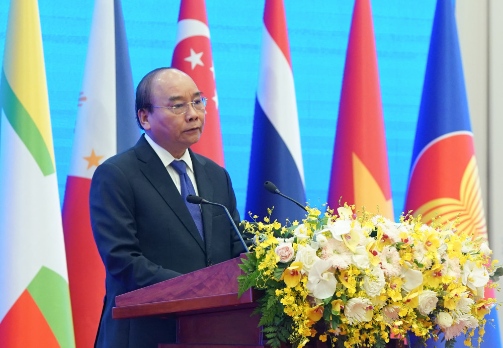 Thủ tướng Nguyễn Xuân Phúc phát biểu bế mạc Hội nghị.