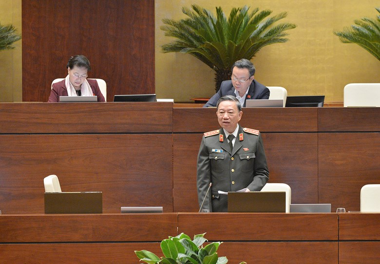 Bộ trưởng Tô Lâm khẳng định không có việc chia quyền khi xây dựng dự án luật