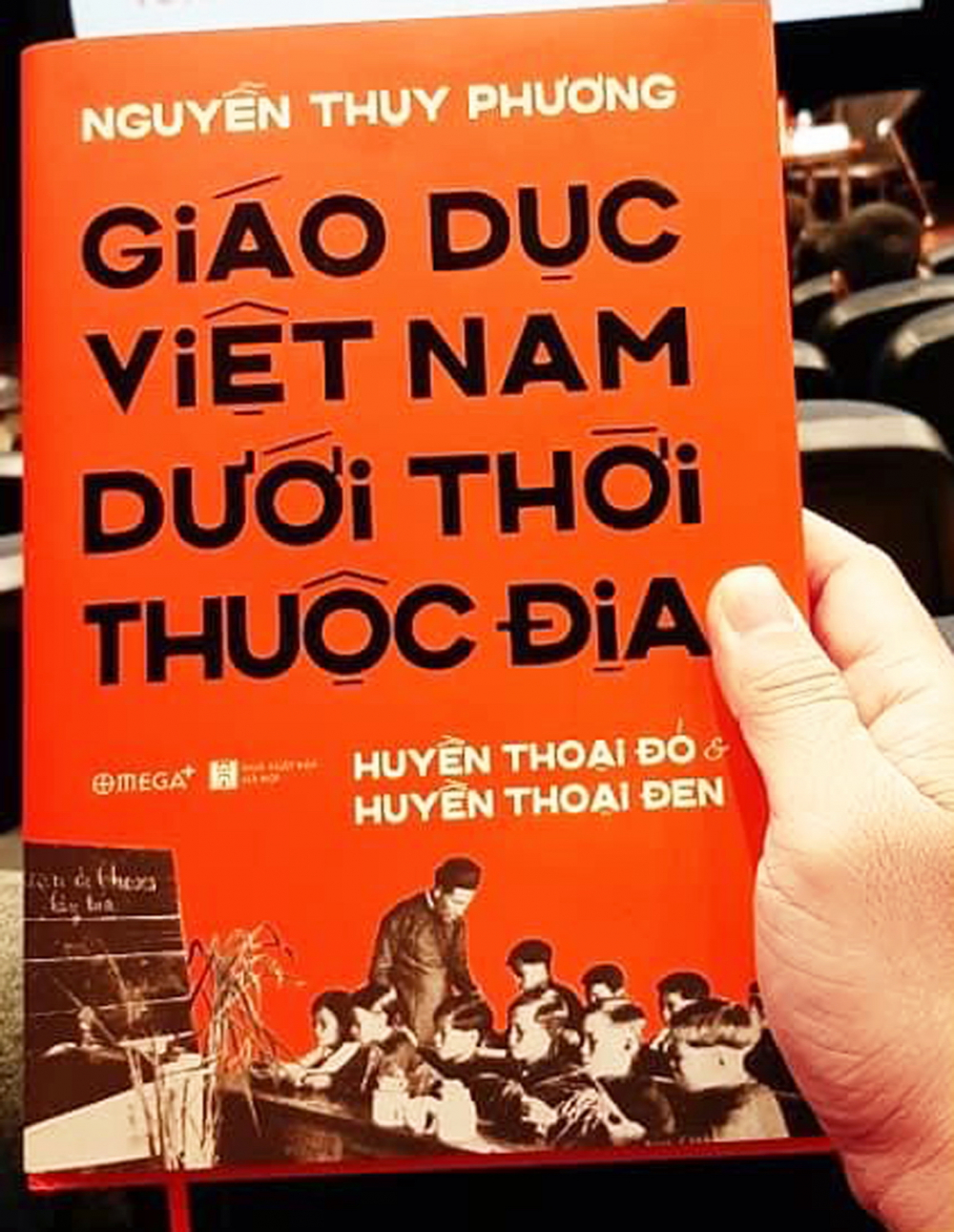 Cuốn Giáo dục Việt Nam dưới thời thuộc địa: huyền thoại đỏ và huyền thoại đen dự kiến sẽ được tiếp nối bằng một tác phẩm dài hơi hơn về trường Pháp hậu thuộc địa ở Việt Nam