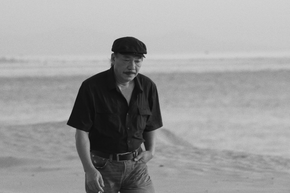 Trong phim, nhạc sĩ Trần Tiến nói nhiều về cuộc sống tại Vũng Tàu.