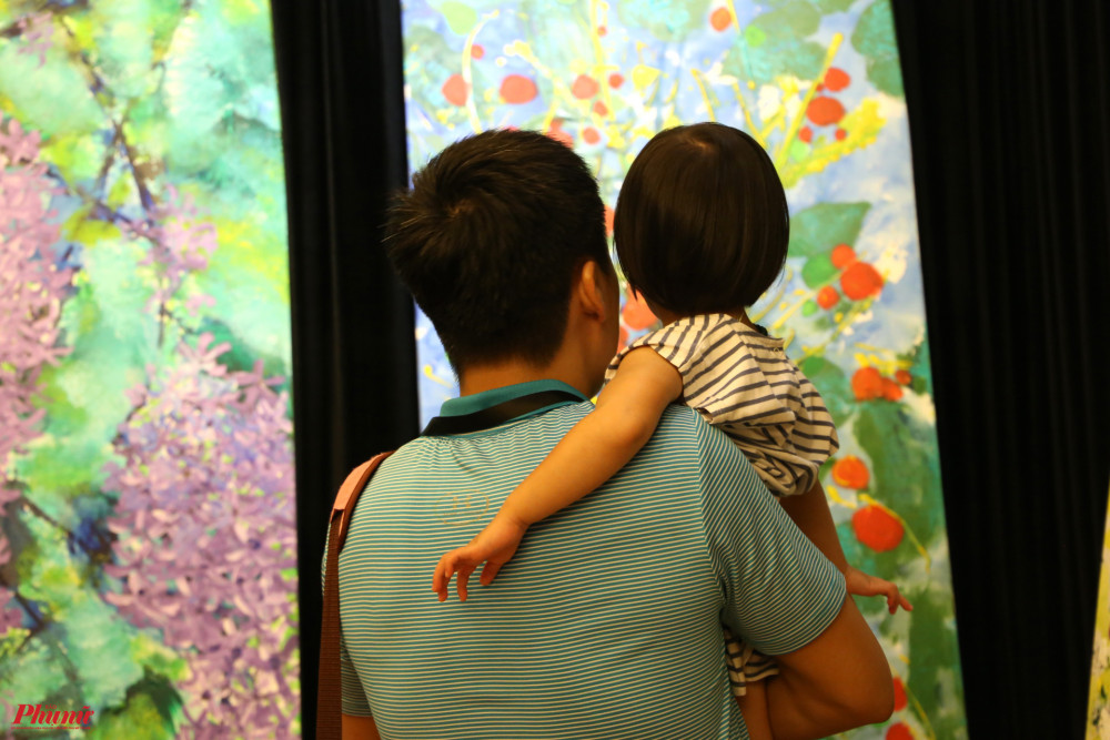 Xèo Chu và dự án My family, My Art mong muốn truyền tình yêu hội hoạ đến nhiều trẻ em.