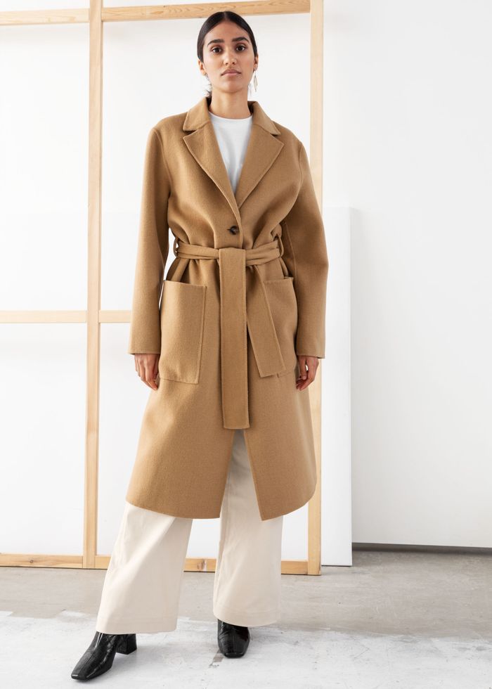 1. Quần ống suông + áo trench coat: