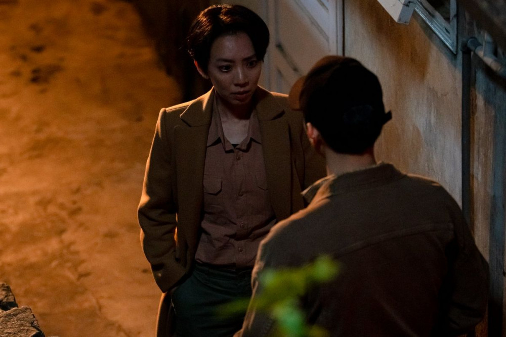 Ngoại hình của diễn viên Thu Trang không thay đổi trong 2 phần phim Chị Mười Ba.