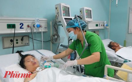 Bệnh nhân ngộ độc Pate Minh chay điều trị tại Bệnh viện Đa khoa Đồng Nai phải ôm nợ