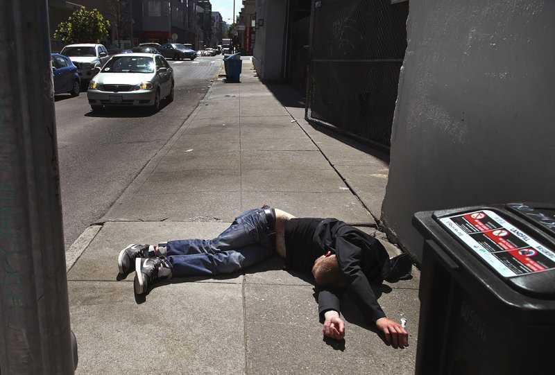 San Francisco ghi nhận số người chết do dùng ma túy quá liều (621 người), cao hơn nhiều so với con số tử vong do COVID-19 ở thành phố này (173 trường hợp) - Ảnh: AP