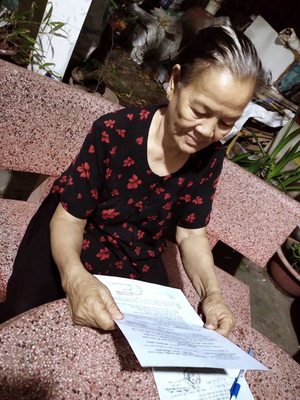 Từ tháng 6/2020, dì Rồi mới nhận quyết định trợ cấp hằng tháng đối với người có công giúp đỡ cách mạng 