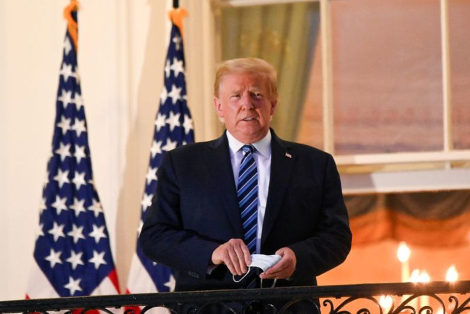 Tổng thống Hoa Kỳ Donald Trump tại Nhà Trắng - Ảnh: Reuters
