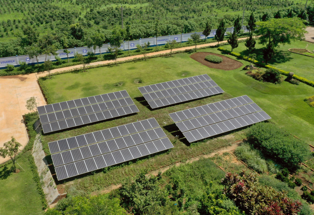 Hệ thống pin năng lượng mặt trời sẽ được Vinamilk áp dụng trên hệ thống toàn bộ các trang trại