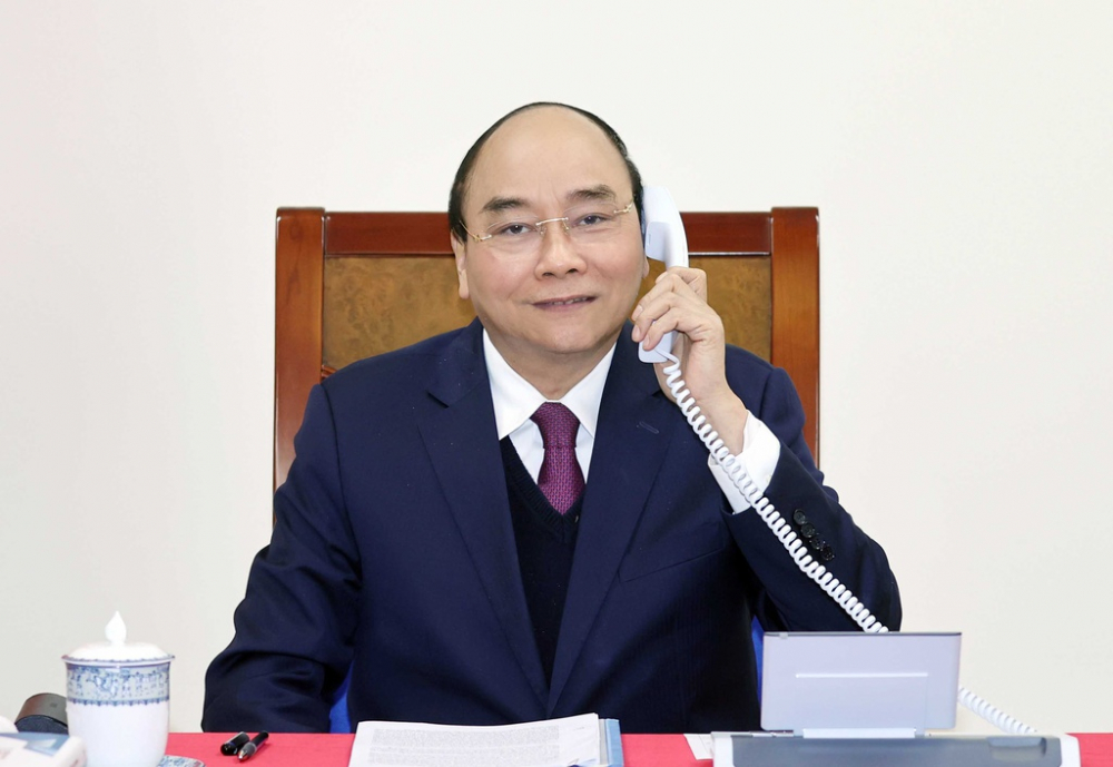 Thủ tướng Nguyễn Xuân Phúc có cuộc điện đàm với Tổng thống Trump tại trụ sở Chính phủ - Ảnh: VGP