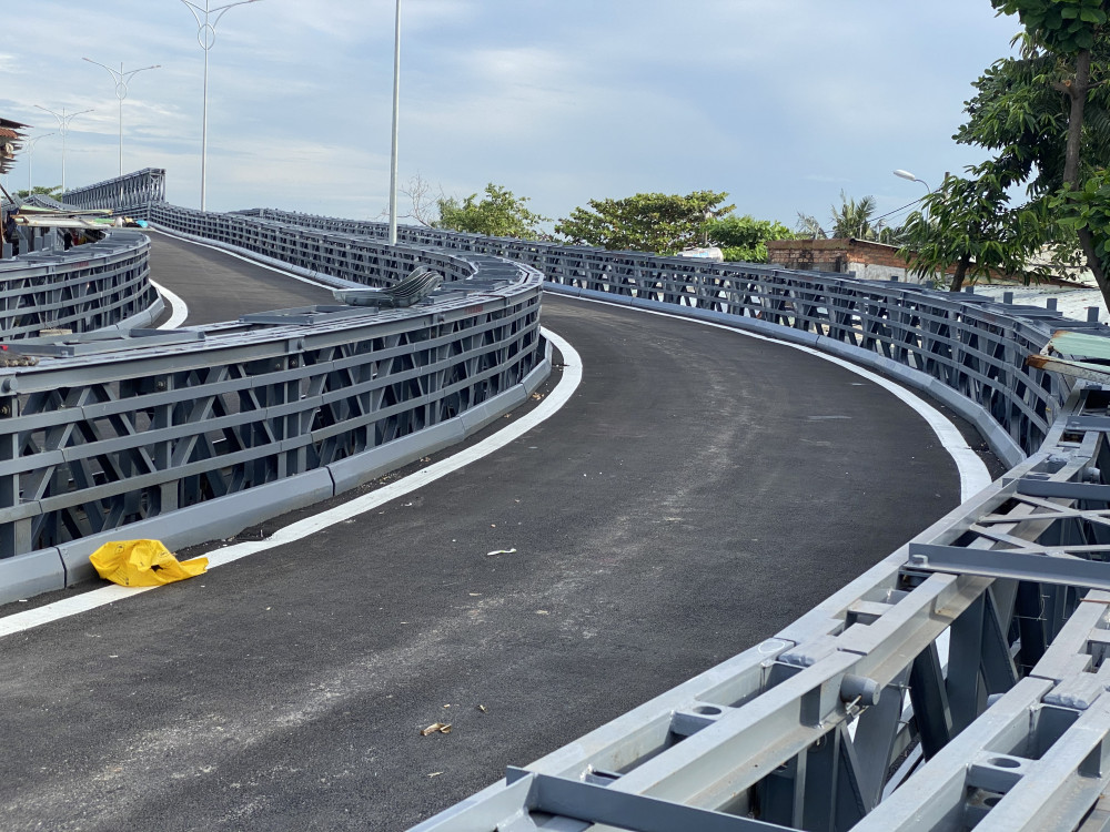Cầu thép An Phú Đông đã hoàn thiện chờ ngày thông xe vào cuối năm nay