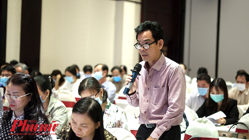 Đại diện Bệnh viện Nguyễn Đình Chiểu, Bến Tre  phát biểu tại Hội nghị xây dựng Luật Bảo hiểm y tế sửa đổi ngày 30/12/2020 tại TPHCM
