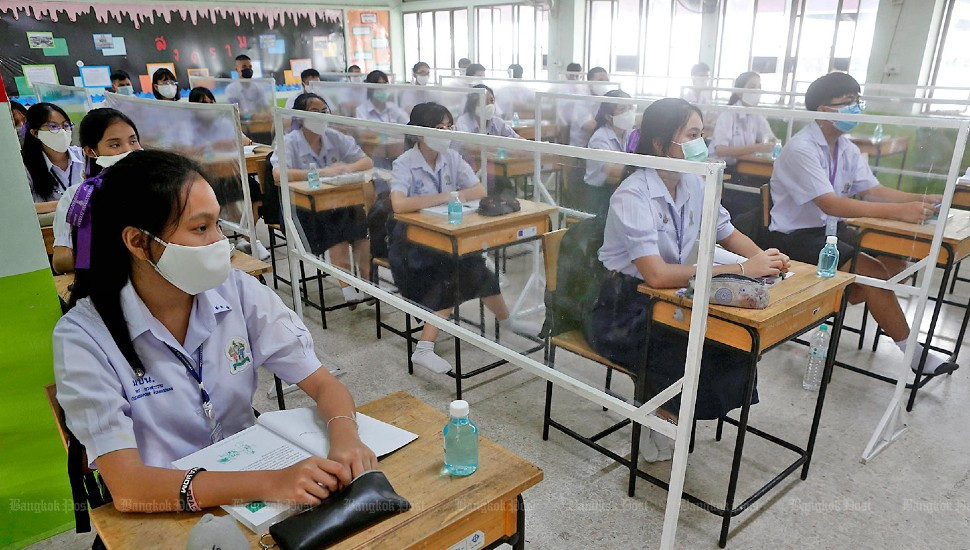 Th3u đô Bangkok quyết định đóng cửa trường học để tập trung kiểm soát số ca nhiễm COVID-19 mới