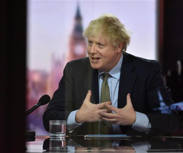 Thủ tướng Anh Boris Johnson dự định ban hành các hạn chế nghiêm ngặt hơn