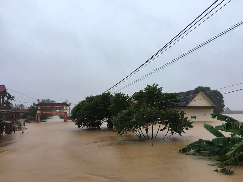 Thừa Thiên - Huế là một trong những tỉnh có lượng mưa nhiều nhất nước, lượng mưa trung bình hằng năm trong toàn tỉnh đều trên 2.700mm