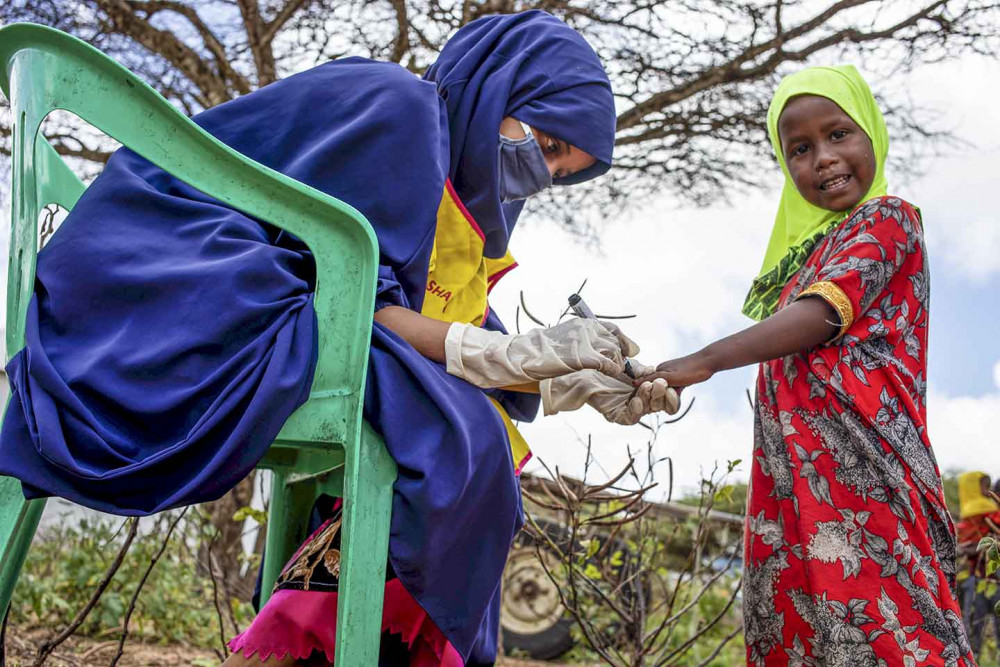 Thuyết phục người dân chịu tiêm vắc-xin ngừa COVID-19 là nhiệm vụ mà chính phủ Somalia phải giải quyết - Ảnh: Gavi