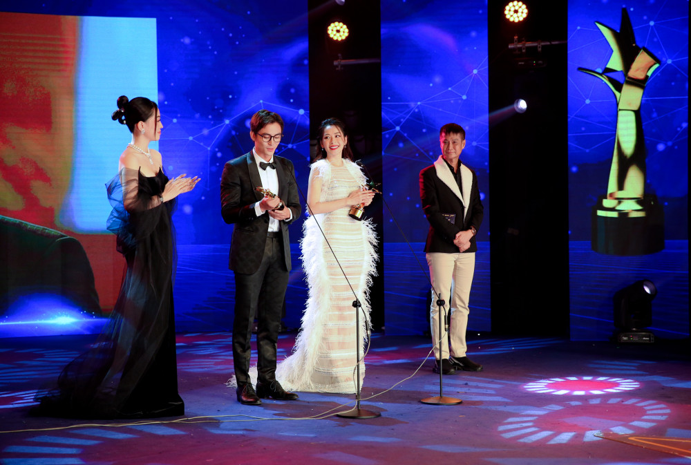Giải thưởng Nam diễn viên điện ảnh được yêu thích nhất thuộc về Lãnh Thanh, trong khi Nữ diễn viên điện ảnh được yêu thích nhất gọi tên Chipu. Cả hai đều có vai diễn ấn tượng trong phim 