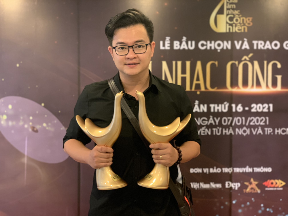 Nhạc sĩ Nguyễn Minh Cường tại buổi trao giải.