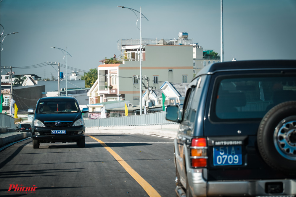 Nghi thức thông xe qua cầu Phước Lộc