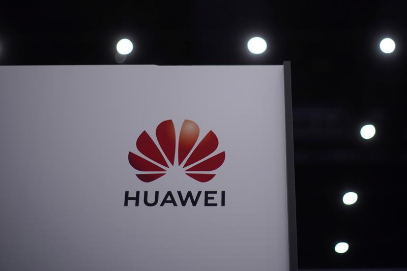 Các nhà cung cấp cho Huawei của Trung Quốc bị thu hồi giấy phép cung phần cứng và phần mềm cho đại gia viễn thông của Trung Quốc - Ảnh: Reuters