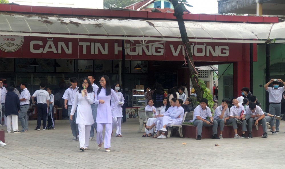 Học sinh trường THPT Hùng Vương