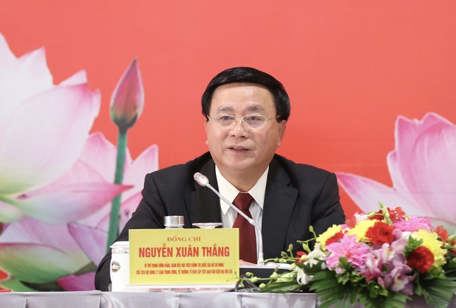 Ông Nguyễn Xuân Thắng tại cuộc họp báo.