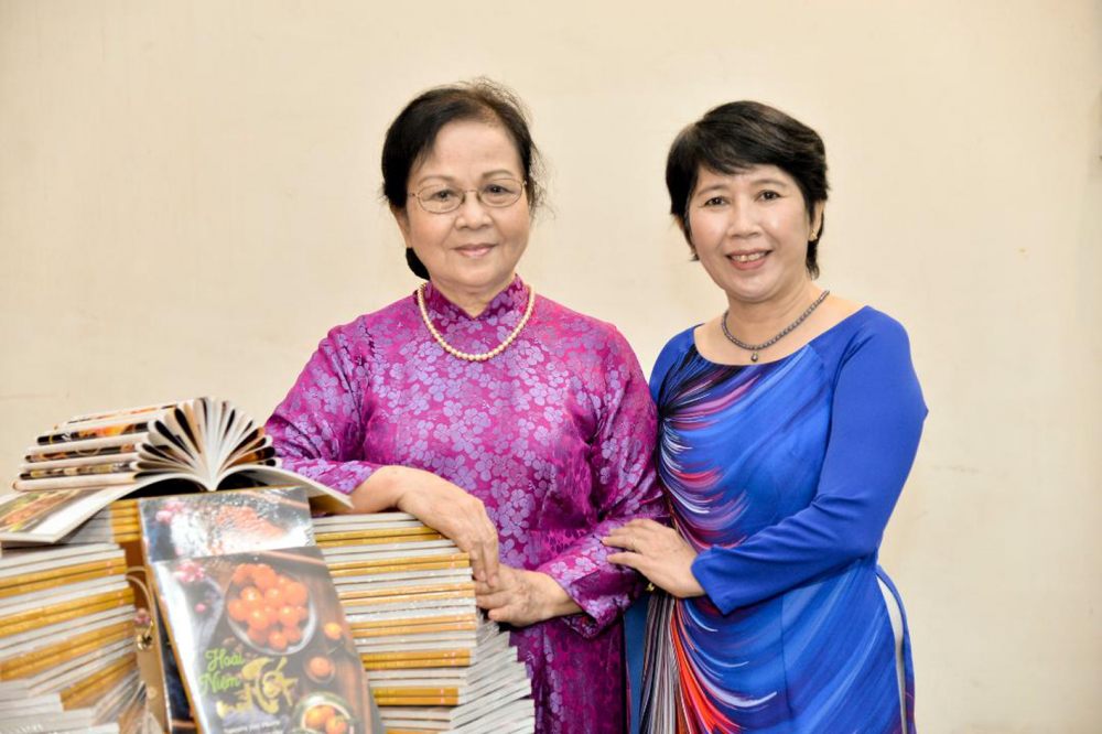 Nghệ nhân ẩm thực Nguyễn Thị Phiên và con gái, giảng viên ẩm thực Đỗ Thị Phương Nhi