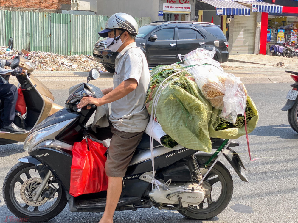 Ngôi chợ hoạt động đến ngày 29 Tết sẽ phải dọn hàng, trả mặt bằng.