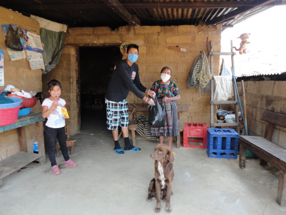 Nhiều trẻ em bị đói và suy dinh dưỡng trong thời gian Guatemala bị COVID-19 tấn công - Ảnh: Global Giving