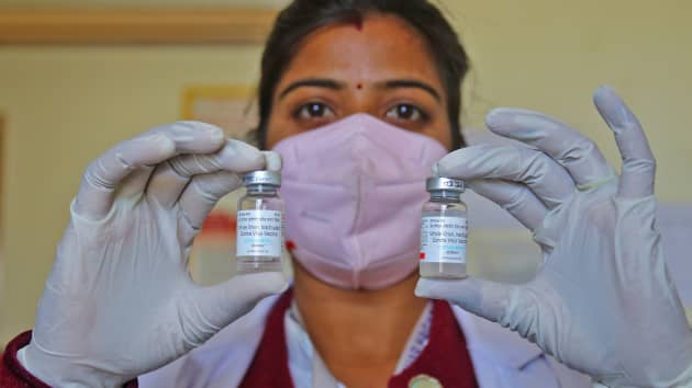 Công ty tư vấn Deloitte dự đoán rằng Ấn Độ sẽ chỉ đứng sau Mỹ về sản lượng vắc-xin COVID-19 trong năm nay