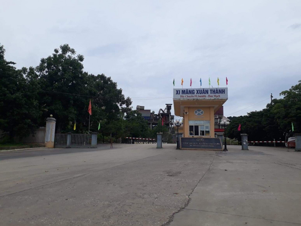 Nhà máy xi măng Xuân Thành Quảng Nam được cách ly với bên ngoài do có 64 lao động từ tỉnh Hải Dương vừa gia nhập vào địa phương