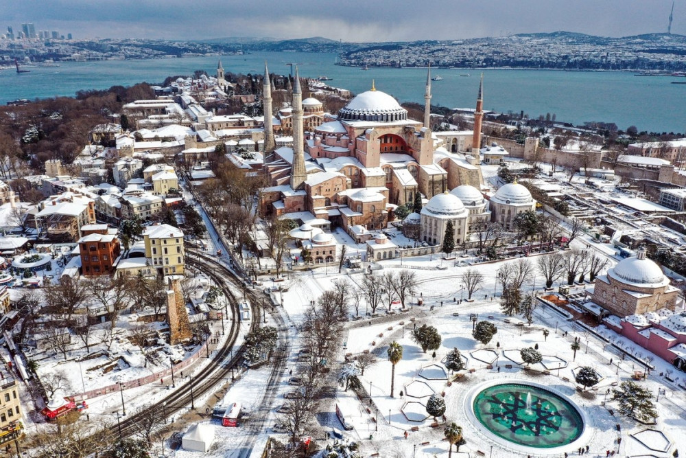 Thánh đường Hagia Sophia, thủ đô Istanbul, Thổ Nhĩ Kỳ và những công trình lân cận