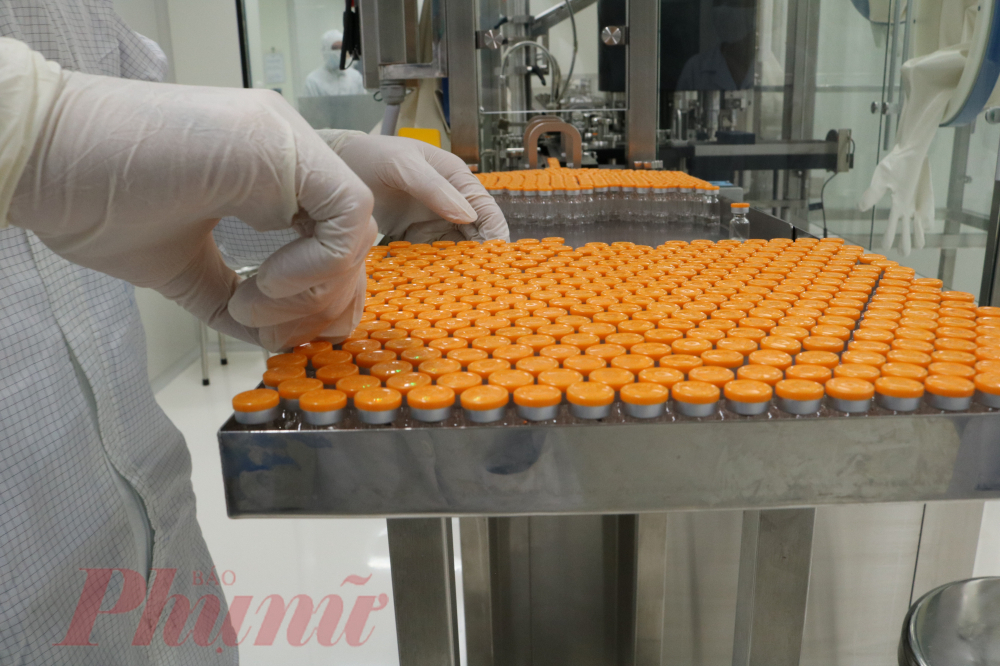 Quá trình sản xuất vắc-xin Nano Covax ngừa COVID-19 ở Việt Nam - Ảnh: Đinh Tiên