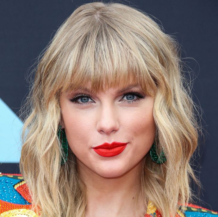 5. Taylor Swift (91,64  Tiến sĩ De Silva nói: “Taylor đạt điểm rất cao ở cằm và môi, nhưng lại bị kìm hãm bởi số điểm thấp ở lông mày.