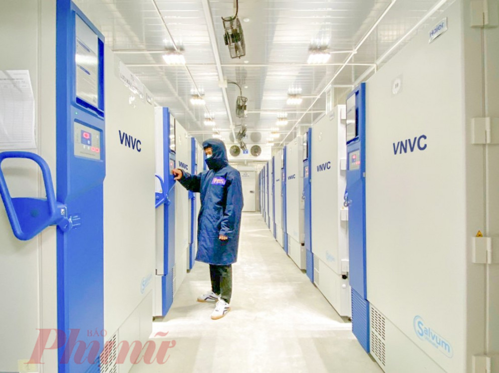 Kho trữ lạnh vắc xin của VNVC