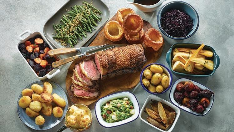 Bữa ăn cuối tuần của người Anh luôn có món thịt nướng nên gọi là Sunday Roast