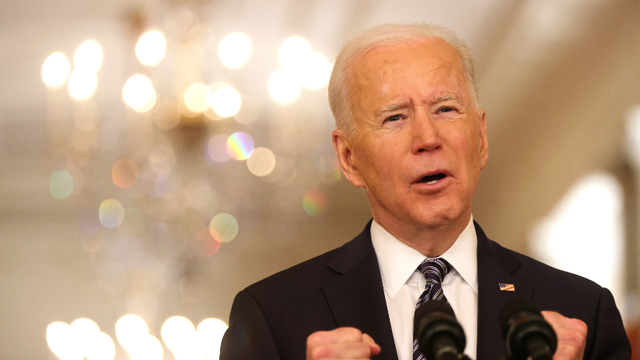 Tổng thống Biden lên án hành vi thù hận, bạo lực chống người Mỹ gốc Á, ông đòi “phải chấm dứt” tình trạng này - Ảnh: Getty Images