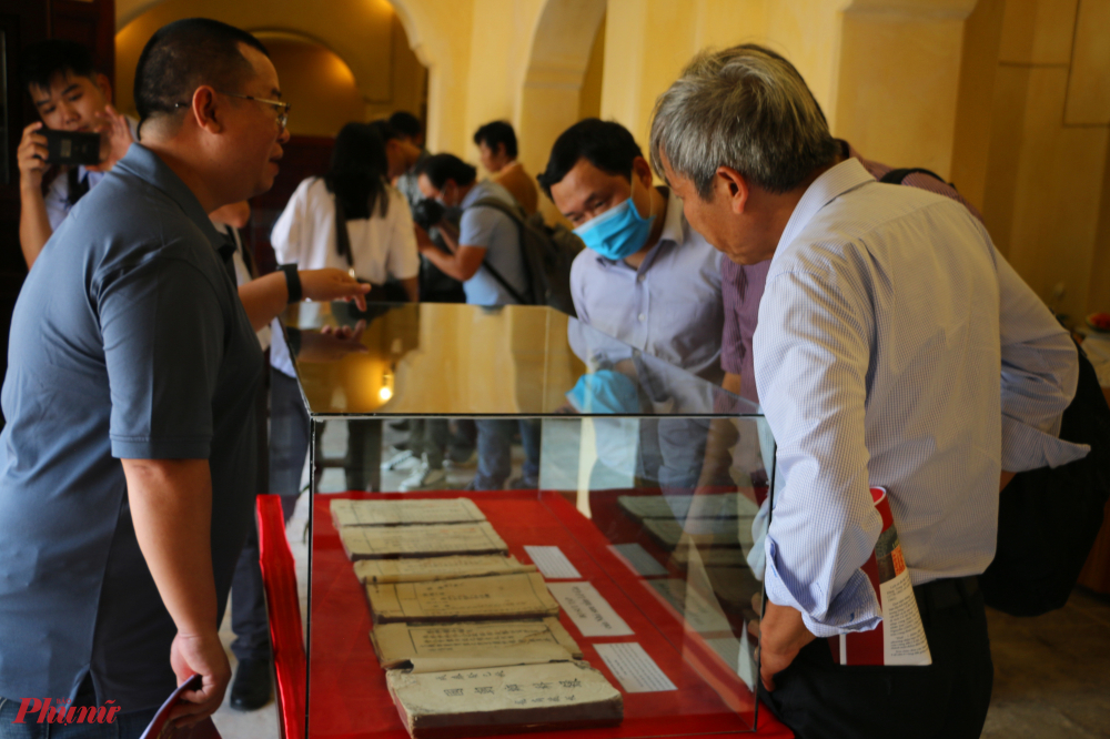 Nhiều tài liệu quý hiếm về nhà Nguyễn được công bố lần đầu tại Tàng Thơ Lâu