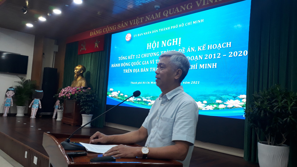 Ông Võ Văn Hoan, Phó Chủ tịch UBND TP. HCM phát biểu tại hội nghị